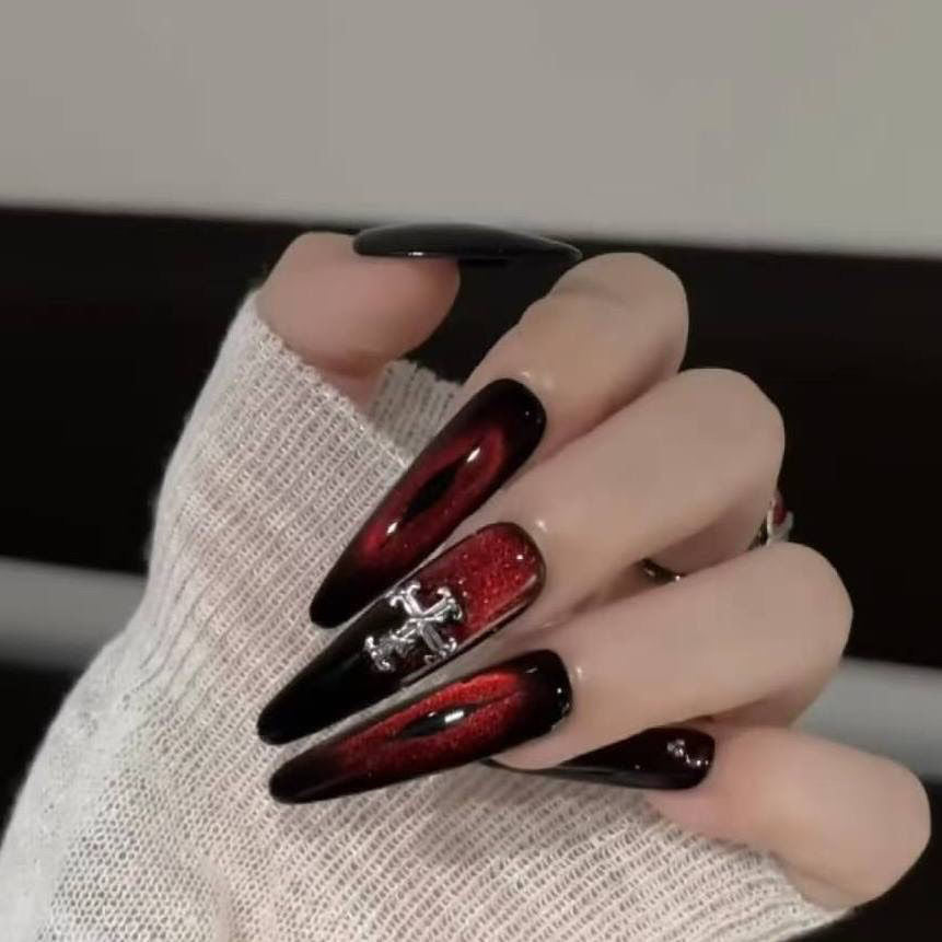 Gothic Cat Eye Cross Press-On Nails – Handmade Punk Style for Chic