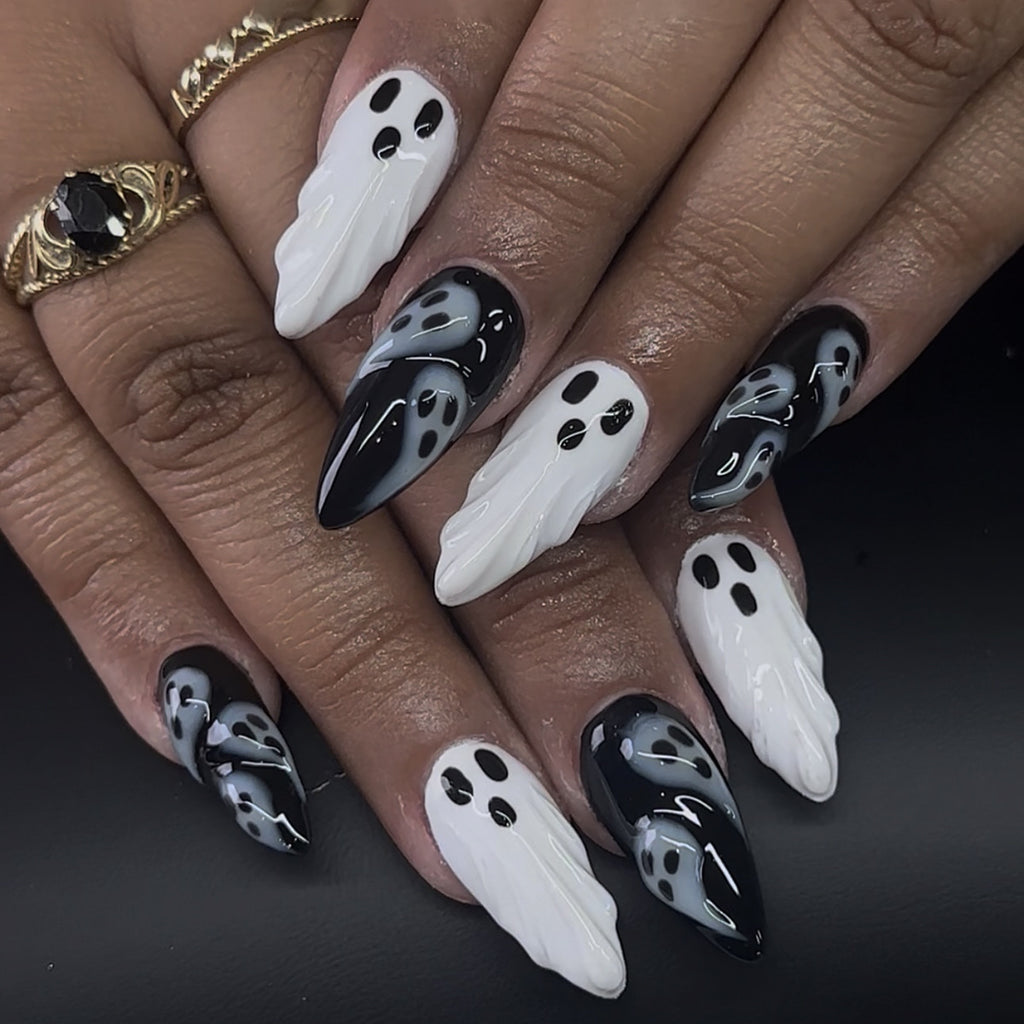 Halloween Ghost Press On Nails – 3D Black White Cartoon Design 24pcs 