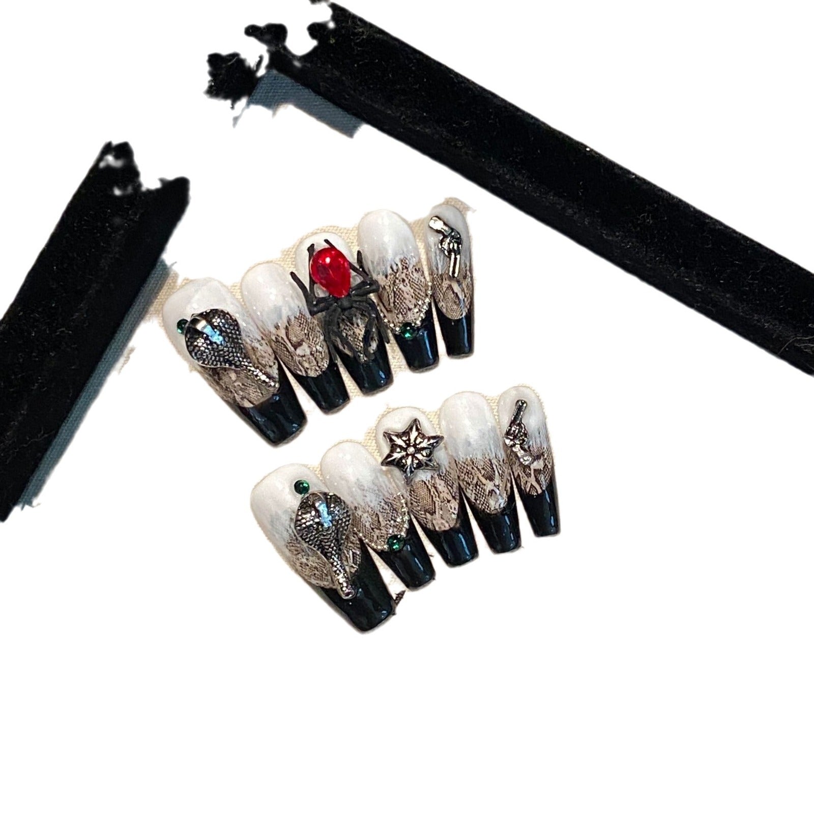 Hand-worn armor Western Regions Secret Realm Snake Tribe Blood Diamond False Nail Art Patch Removable Repeated Use