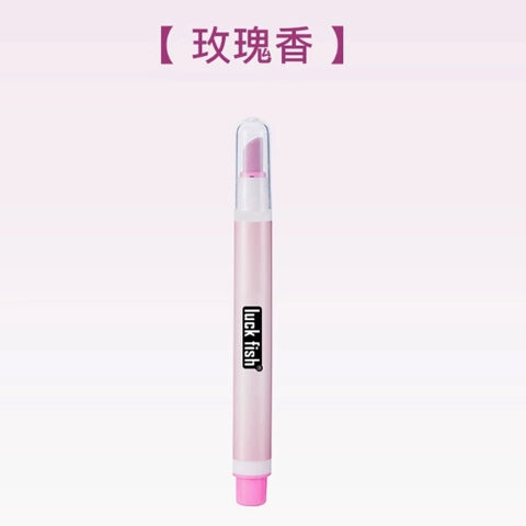 Nail art pen protects fingers, nourishes dead skin and cuticles, protects nails and cuticle oil 