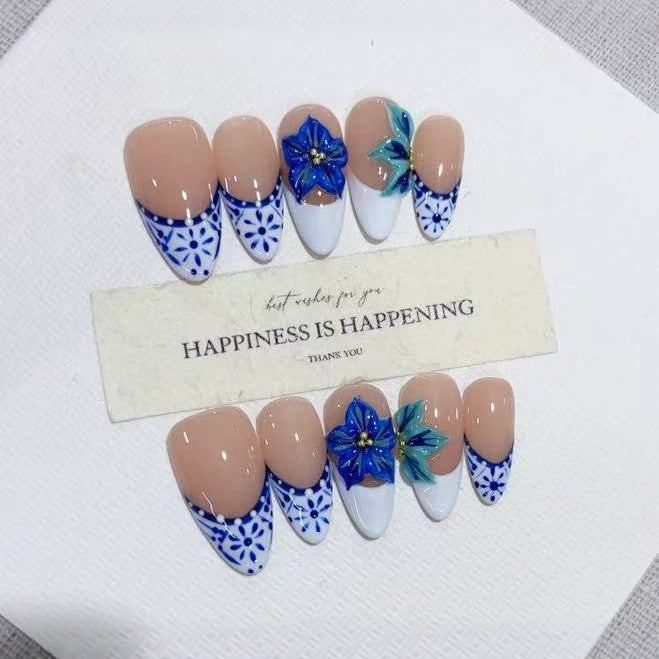Handmade Press On Nails Autumn Winter Collection – Hand Painted Carved Design 